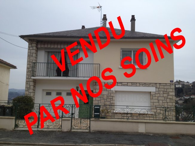 1067 Agréable maison de ville, proche centre
