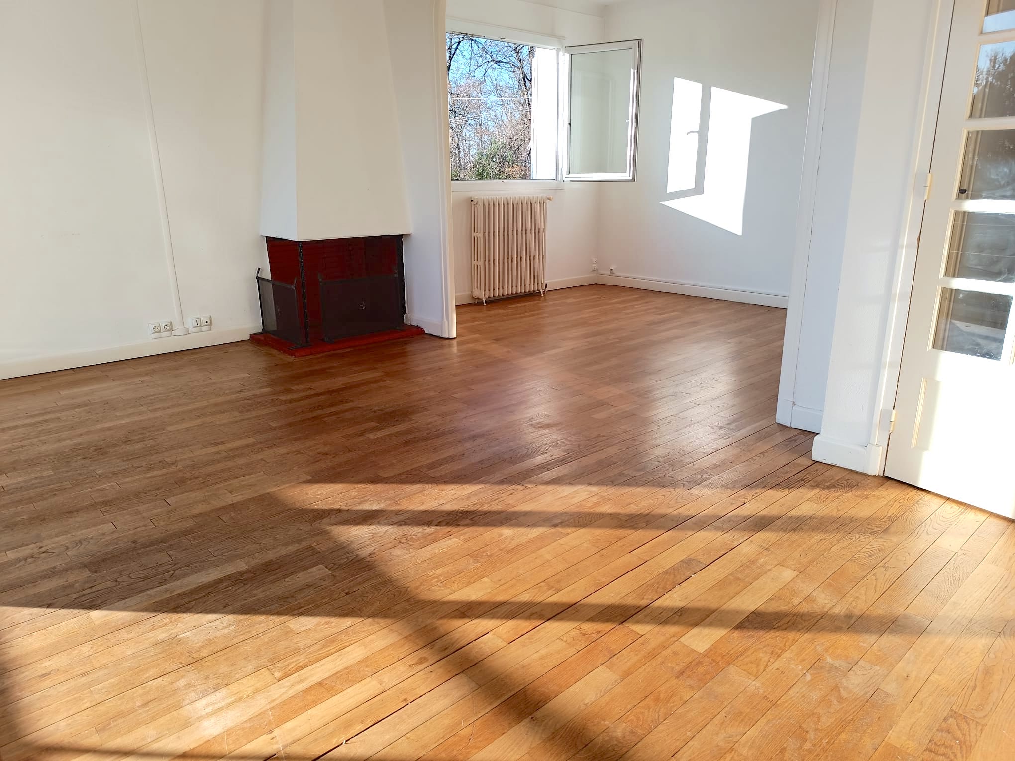 1602 USSAC Maison F4/Jardin/Garage